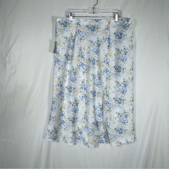 Forever 21+ Yellow & Blue Floral Satin Tea Length Skirt - Picture 3 of 7